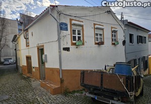 Moradia Acolhedora T2 em São João da Pesqueira