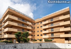 Penthouse T3-Área Privativa 172 M² E Terraço...