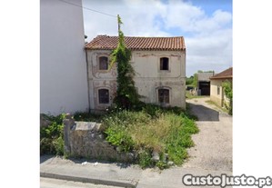 Moradia T3 P/ Restaurar - Centro De Arazede