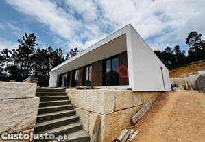 Moradia T4 Nova - Leiria