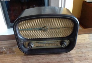 Rádio Antigo Graetz