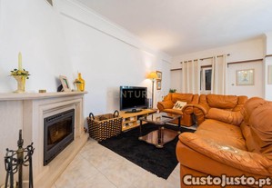 Apartamento T2 no Cacém com parqueamento