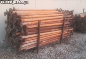 Prumos escoras met�licas