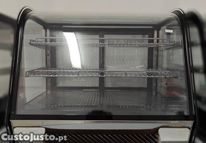 Vitrine refrigerada para balc�o c/ 2 prateleiras gradeadas (702x568x686mm)
