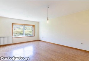 T3 Fanzeres com 2 WC completos + Elevador + Lugar de Garagem