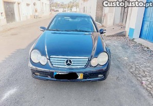 Mercedes-Benz C 220 C220 - 02