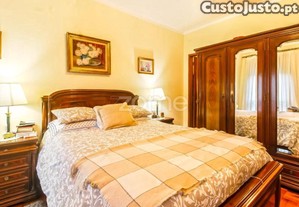 Moradia T4 (Dois Apartamentos T2), Senhora Da...