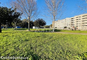 Terreno Com 159 M2 Para Comercio Junto Da...