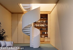 Apartamento T3+1 Triplex Jardim Rua Almada...