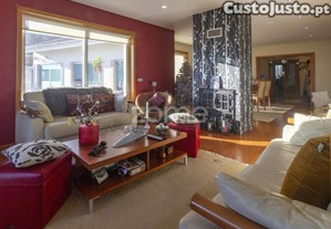 Moradia T3+ Escritório E Piscina Em S. Vitor/...