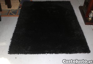 Carpete Felpuda Preta