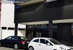 Loja Com Mezanino Para Comércio E Serviços No...