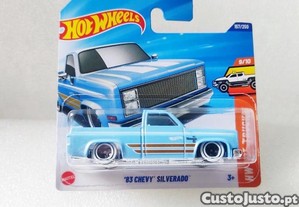 Hot Wheels Miniaturas Novas em cartela