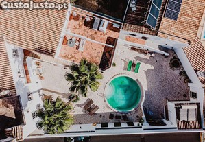 Casa / Villa T10 em Conceio e Estoi de 831,00 m