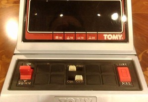 Videogame Vintage Tomy, ALIEN ATTACK, made in Japan by Konami, anos 80 original