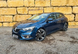Renault Mégane 1.5 Blue dCi Intens EDC