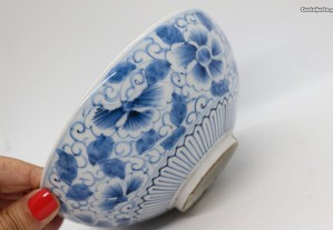 Taça Porcelana Chinesa Azul Motivos Florais XVIII 15 cm