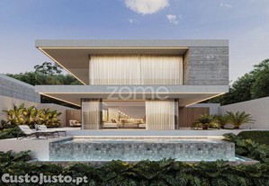 Moradia T3+1 Com Piscina Infinita No...