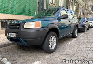 Land Rover Freelander 2.0Di 4x4 profundamente revisto e preparado