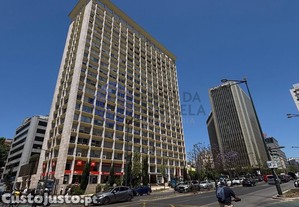 Escritório Edf. Aviz, junto ao Marquês de Pombal - Lisboa