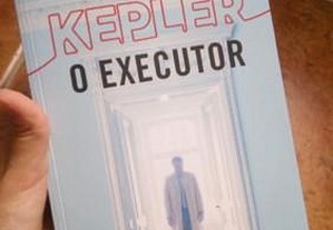 O EXECUTOR de Lars Kepler Livro em BOM Estado
