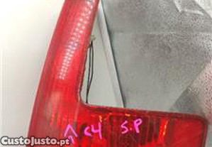 FAROLIM TRASEIRO DIREITO Citroen c4 berlina 062004 9655863980