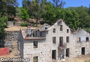 Terreno para construo em Santa Ovaia e Vila Pouc