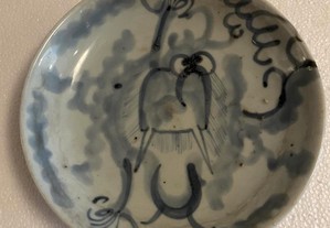 Prato em porcelana chinesa Swatow do Sec. XVII