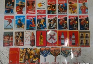 Colecção de 31 calendários Coca Cola Portugal inclui diferenças ou com diferenças entre 1979 a 2008