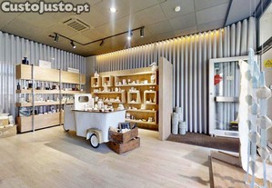 Loja / Estabelecimento Comercial em Cidade da Maia de 97,00 m²