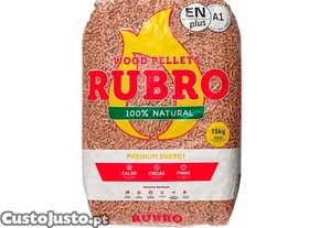 Rubro Pellets Certificados EN Plus A1 15Kg em palete com 65 sacos