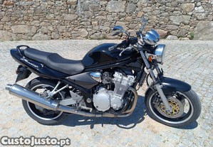Suzuki Bandit 600