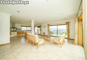 Moradia Imponente Com 6 Suítes E Vistas...