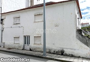 Moradia Para Reconstruir No Centro De Miranda...