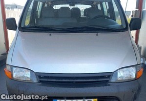 Toyota HiAce 9 lugares do ano 2000 - 00