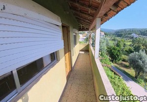Casa / Villa T4 em Alvares de 214,00 m²