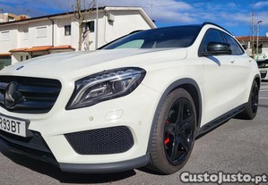 Mercedes-Benz GLA 220 4MATIC - AMG - 14