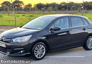 Citro�n C4 1.6 HDI 112 cv ano  a diesel - 11