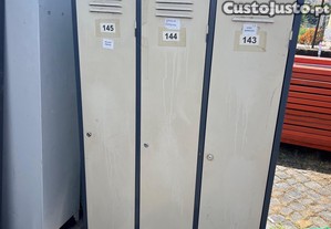 Cacifos vesti�rios