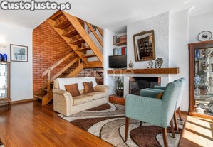 T4 Duplex Com Lugar De Garagem, Centro Da Póvoa