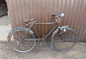 Bicicleta pasteleira antiga e original marca LEADER