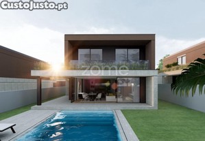 Moradia T3+1 Em Lago, Amares