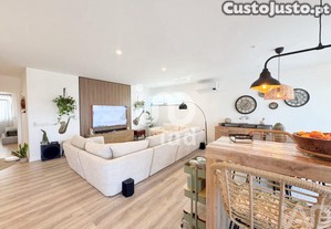 Apartamento T3 em Quelfes de 127,6 m²