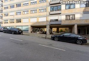 Escritórios Com Potencial De Conversão Em...