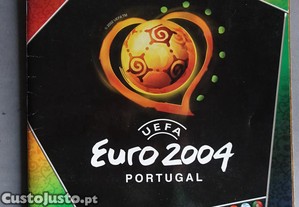Caderneta de cromos de futebol Panini - Euro 2004 (faltam 101 cromos)