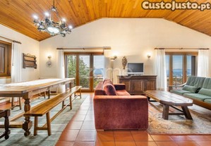 Moradia T4, Chalé De Montanha, Lote De 2100...