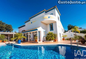 Casa / Villa T6 em Querença, Tôr e Benafim de 834,00 m²