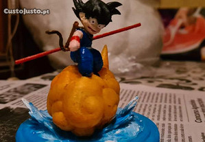 Figura Dragon ball : Bebe Son Goku (novo)
