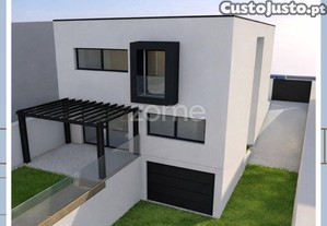 Terreno C/ Projeto Aprovado, Moreira Da Maia