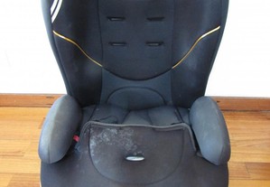 Cadeira bébéconfort e banco YXAP auto em bom estado